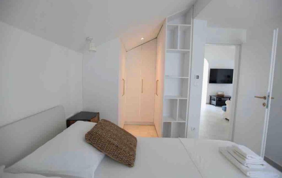 Trogir Ciovo Big Seaview Apartment Near The Sea Εξωτερικό φωτογραφία