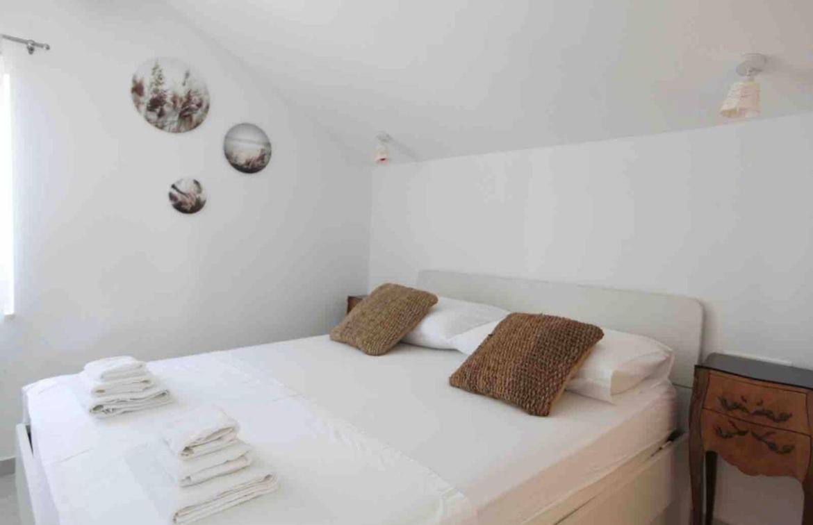 Trogir Ciovo Big Seaview Apartment Near The Sea Εξωτερικό φωτογραφία