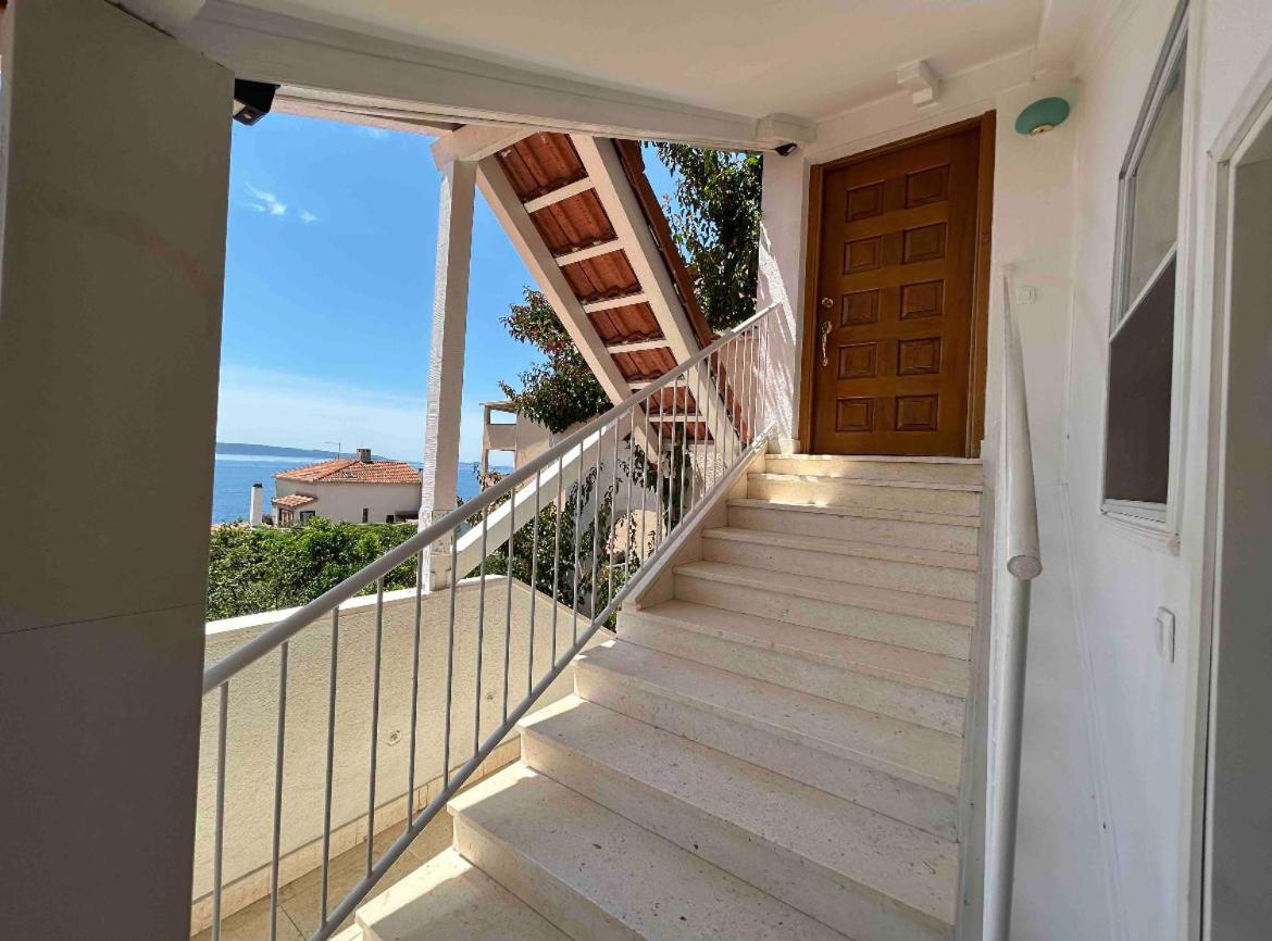 Trogir Ciovo Big Seaview Apartment Near The Sea Εξωτερικό φωτογραφία
